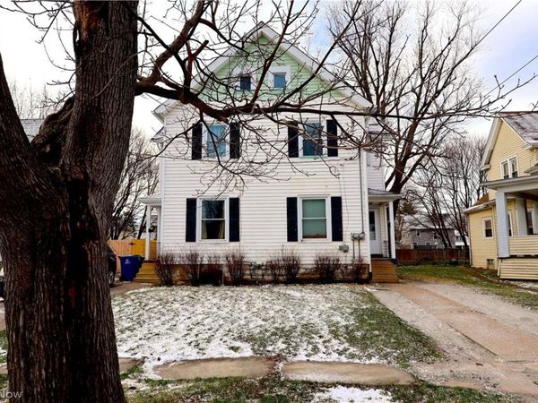 1113 W 9th Street , Lorain, OH 44052