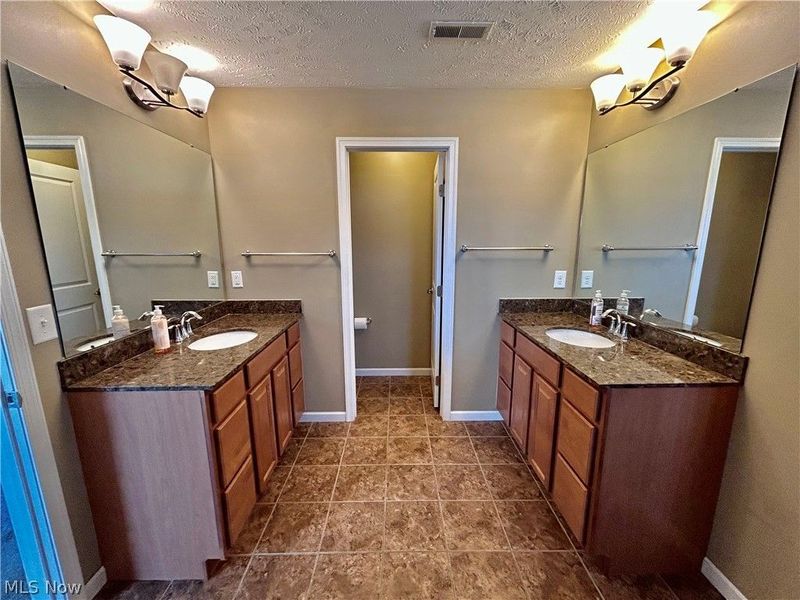 8028 Megan Meadow Drive , Hudson, OH 44236 Photo 22