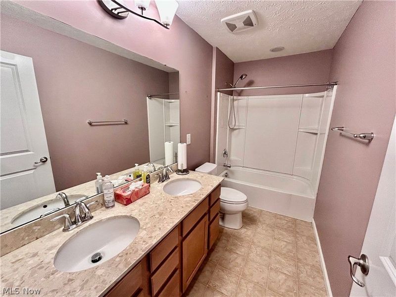 8028 Megan Meadow Drive , Hudson, OH 44236 Photo 29