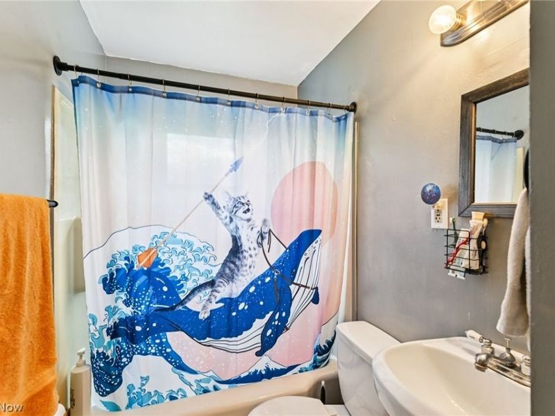 870 E Archwood Avenue , Akron, OH 44306 Photo 17