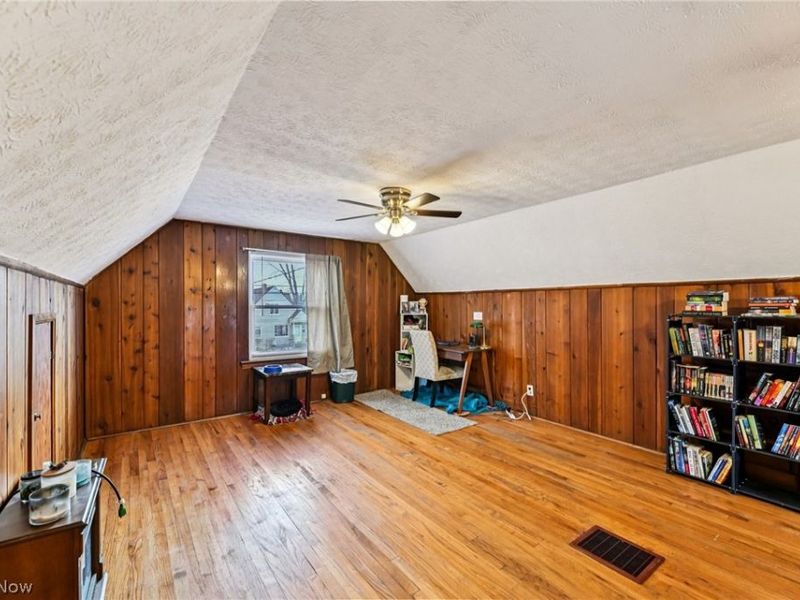 870 E Archwood Avenue , Akron, OH 44306 Photo 19