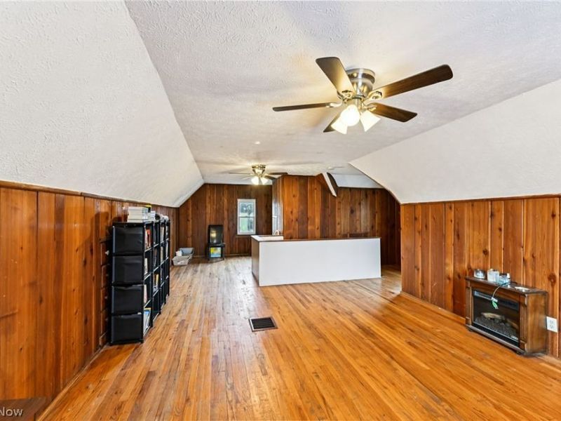 870 E Archwood Avenue , Akron, OH 44306 Photo 20