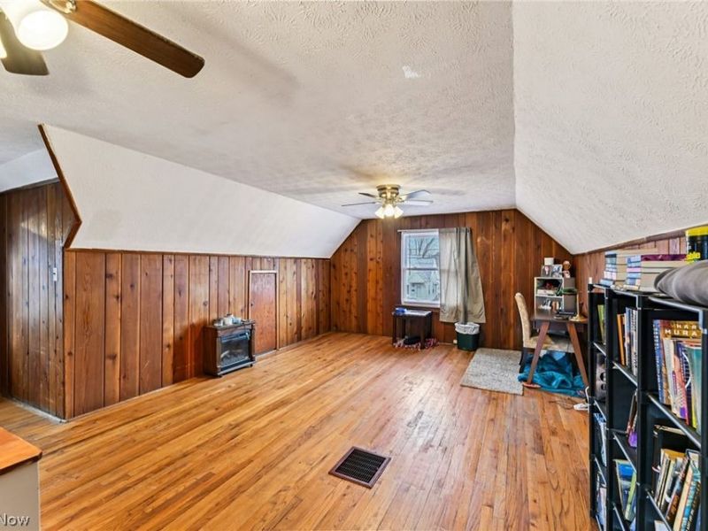 870 E Archwood Avenue , Akron, OH 44306 Photo 21