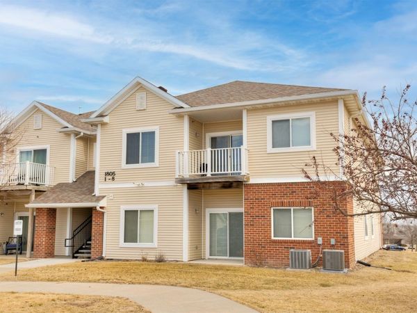 1805 SW White Birch Circle, Unit 6, Ankeny, IA 50023