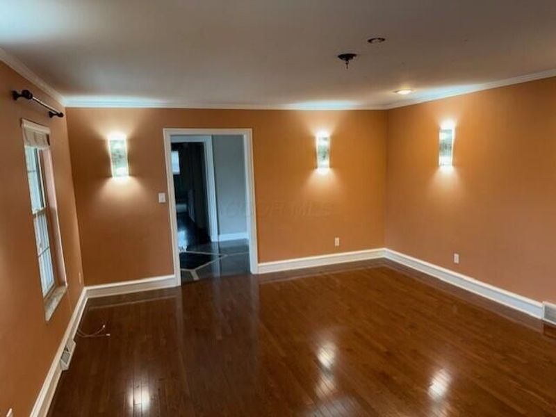 544 Noe Bixby Road , Columbus, OH 43213 Photo 18