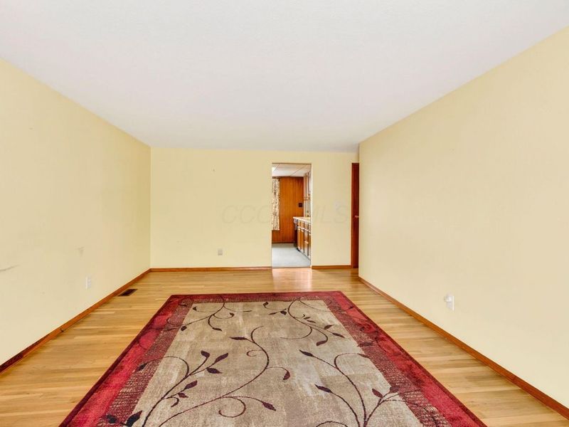 6137 AMBLESIDE Drive, Columbus, OH 43229 Photo 22