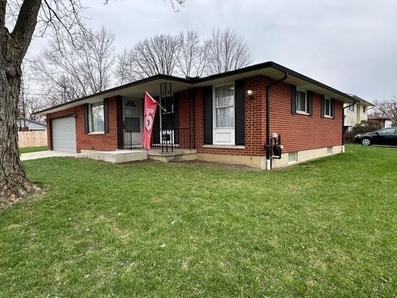 6137 AMBLESIDE Drive, Columbus, OH 43229 Photo 3