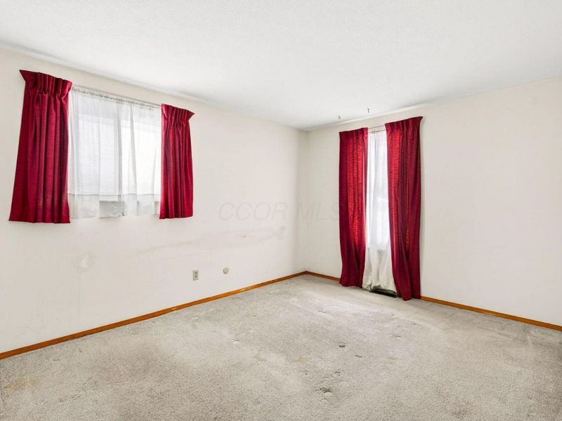 6137 AMBLESIDE Drive, Columbus, OH 43229 Photo 40