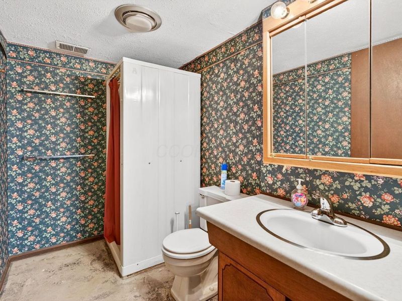 6137 AMBLESIDE Drive, Columbus, OH 43229 Photo 46