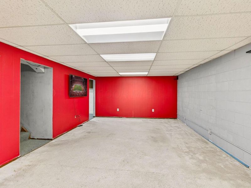 6137 AMBLESIDE Drive, Columbus, OH 43229 Photo 47