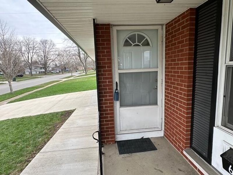 6137 AMBLESIDE Drive, Columbus, OH 43229 Photo 6