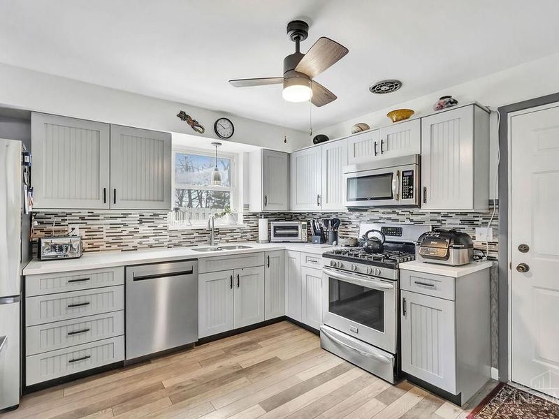 3649 Shortridge Circle, Cincinnati, OH 45247 Photo 13