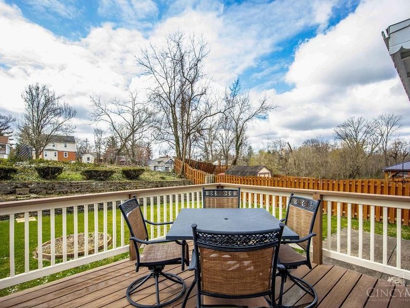 3649 Shortridge Circle, Cincinnati, OH 45247 Photo 27