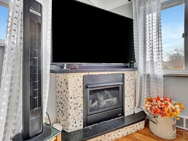 3649 Shortridge Circle, Cincinnati, OH 45247 Photo 9