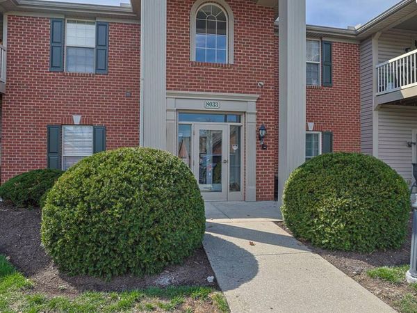 8033 Pinnacle Point Drive, Unit 201, West Chester, OH 45069