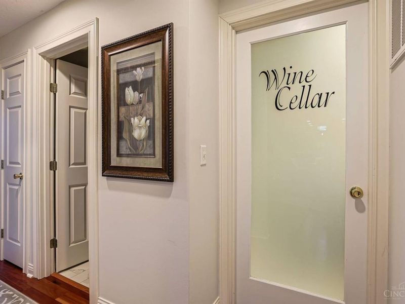 8033 Pinnacle Point Drive, Unit 201, West Chester, OH 45069 Photo 17