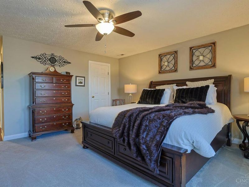 8033 Pinnacle Point Drive, Unit 201, West Chester, OH 45069 Photo 18