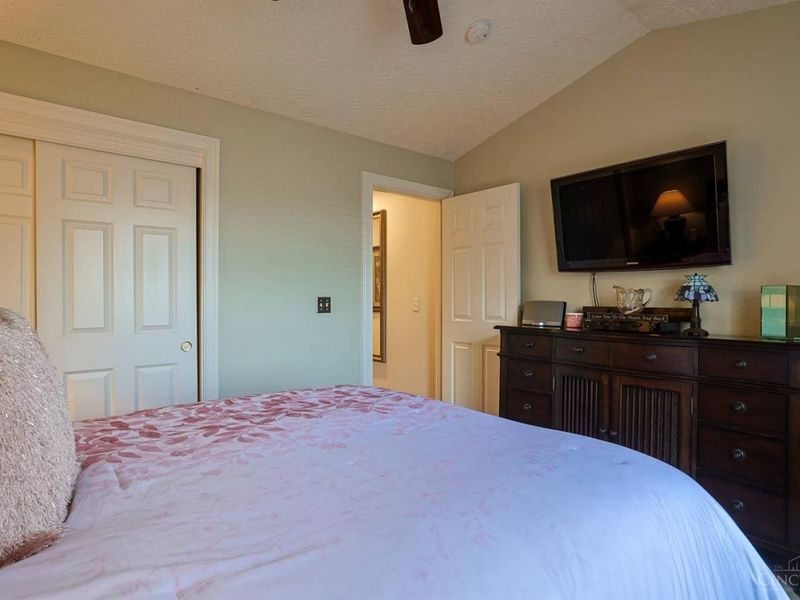 8033 Pinnacle Point Drive, Unit 201, West Chester, OH 45069 Photo 26