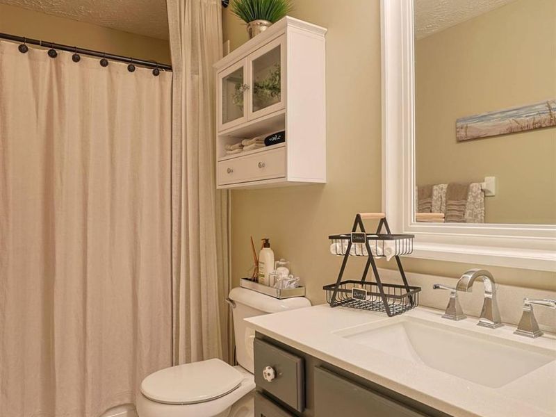 8033 Pinnacle Point Drive, Unit 201, West Chester, OH 45069 Photo 27