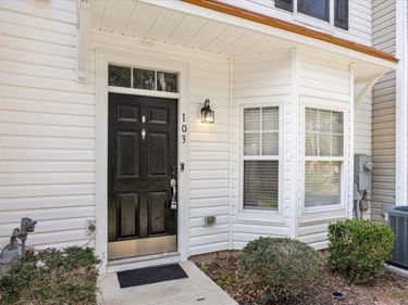 2231 Raven Road, Unit #103, Raleigh, NC 27614