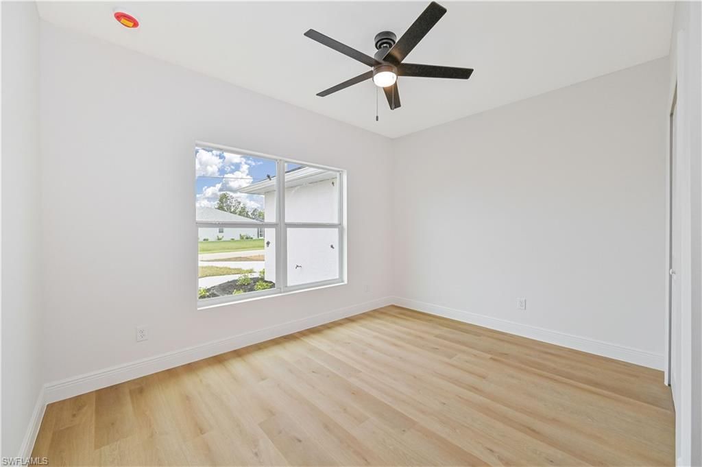 2043 NE 42nd St, Cape Coral, FL 33909 Photo