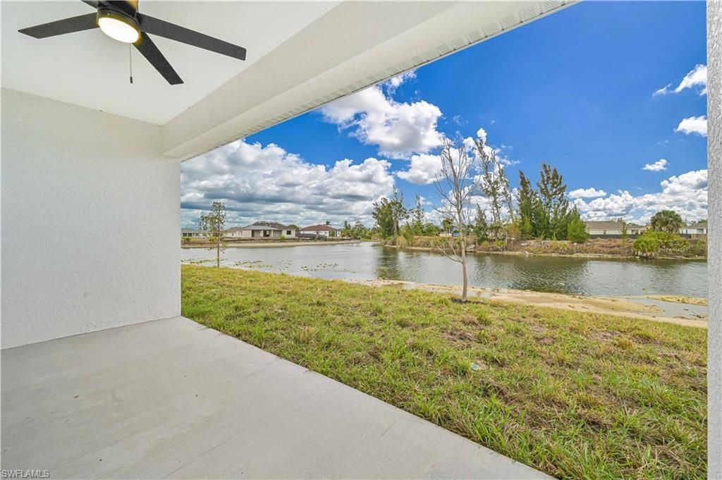 2043 NE 42nd St, Cape Coral, FL 33909 Photo