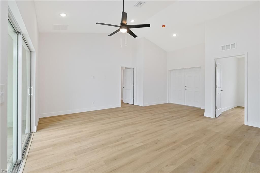 2043 NE 42nd St, Cape Coral, FL 33909 Photo