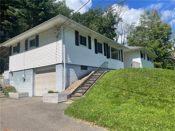 9 Mount Pleasant Drive, Bainbridge, NY 13733
