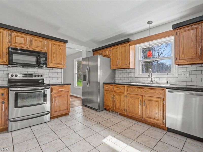 380 Sturbridge Drive, Medina, OH 44256 Photo 11