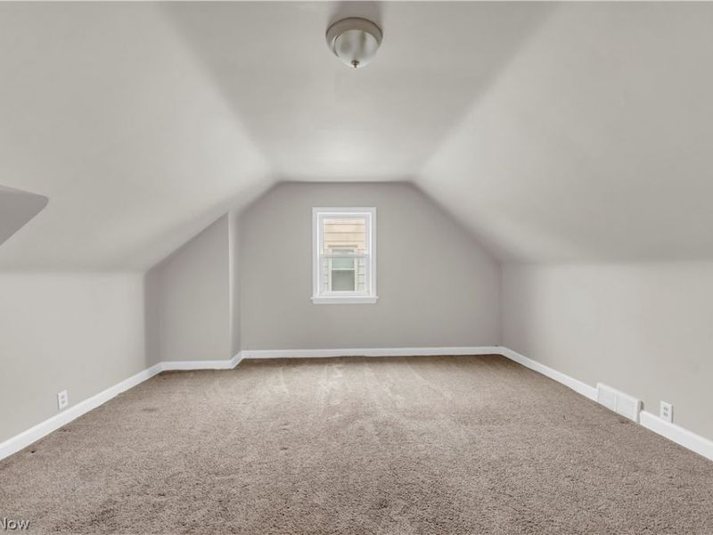 21303 Kenyon Drive , Maple Heights, OH 44137 Photo 17