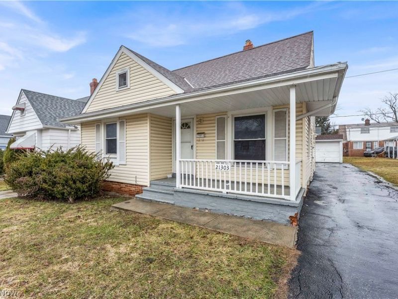 21303 Kenyon Drive , Maple Heights, OH 44137 Photo 2