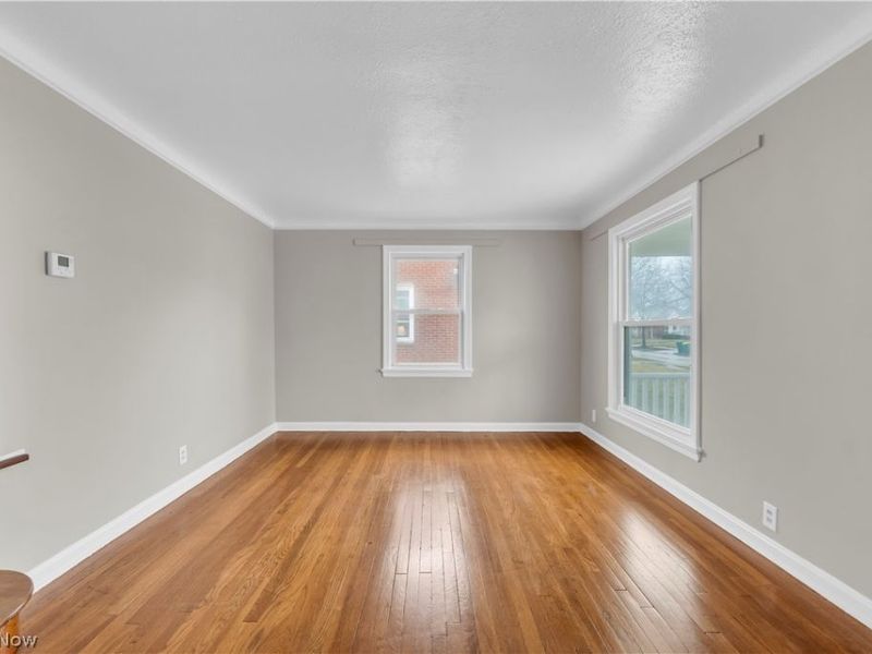 21303 Kenyon Drive , Maple Heights, OH 44137 Photo 5