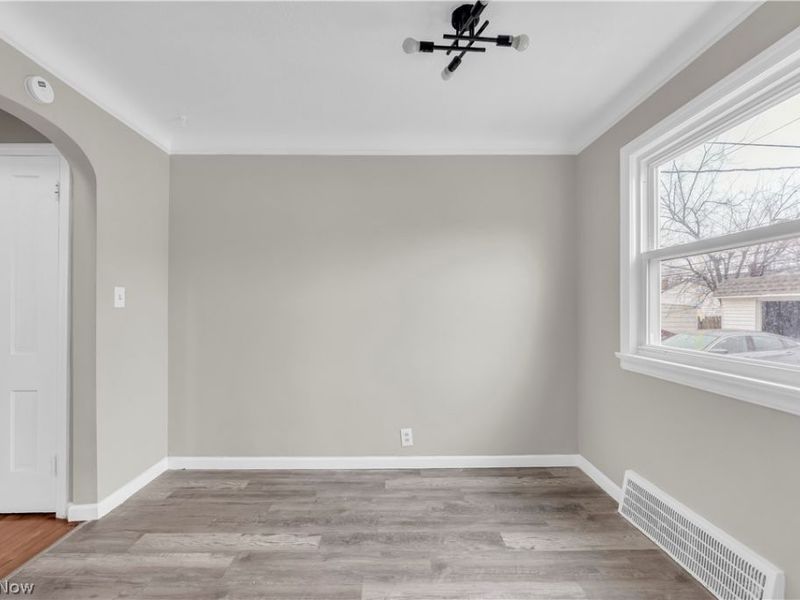 21303 Kenyon Drive , Maple Heights, OH 44137 Photo 8