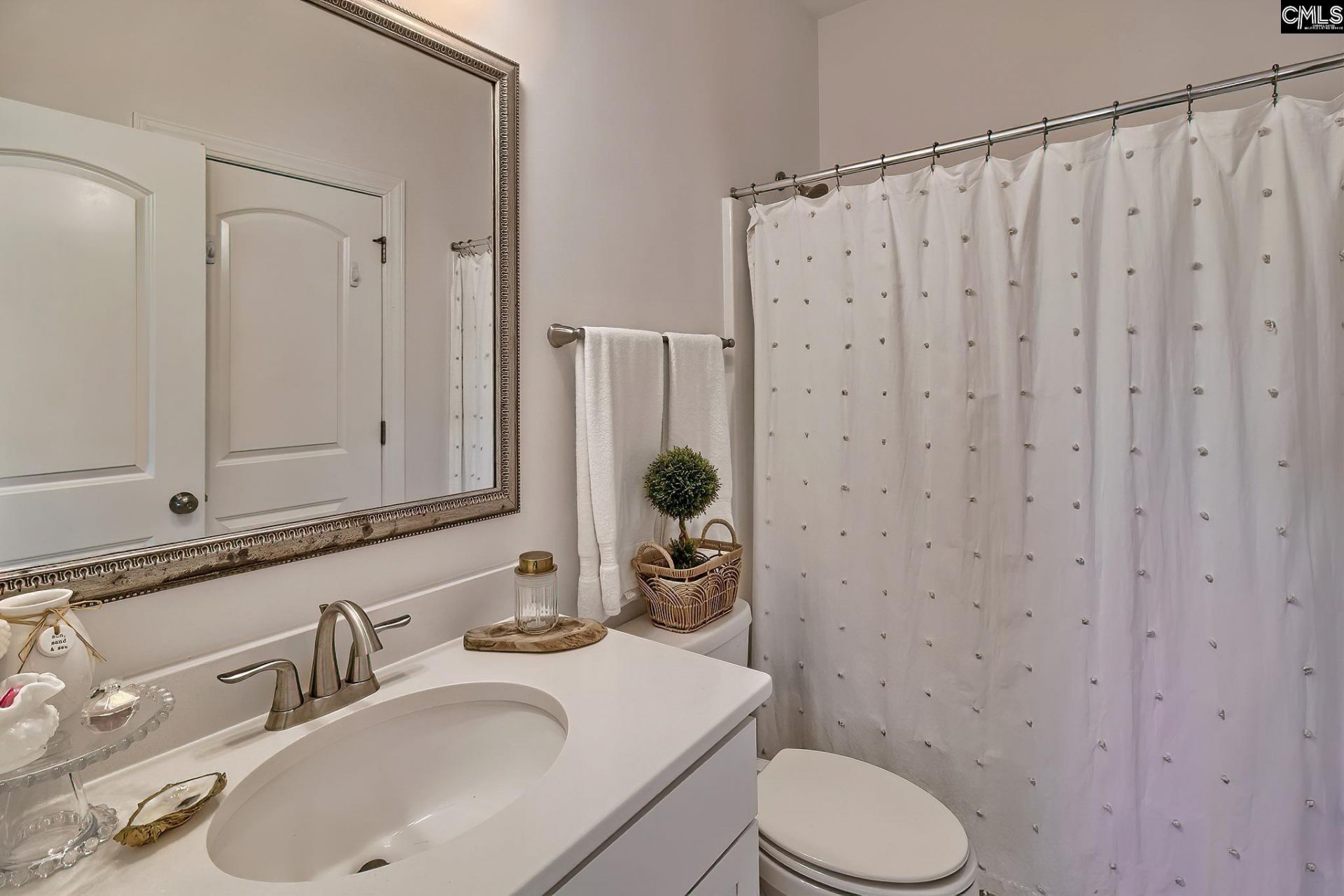 119 Yellowbark Drive Photo 24