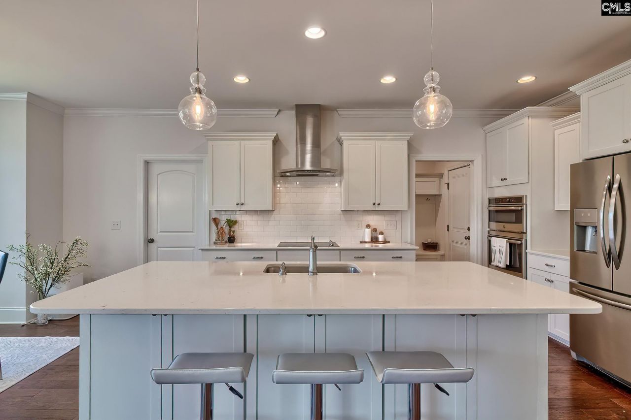 119 Yellowbark Drive  Photo 6