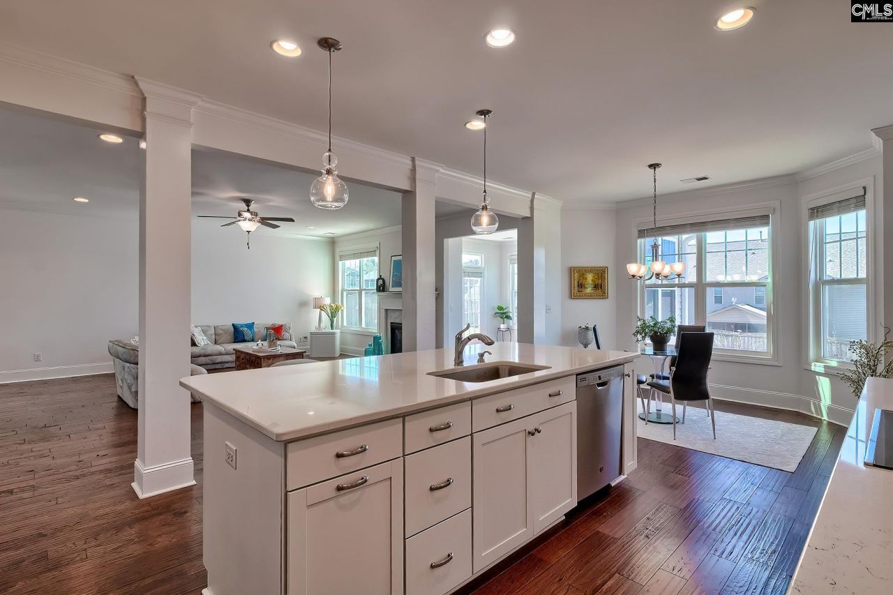 119 Yellowbark Drive  Photo 8