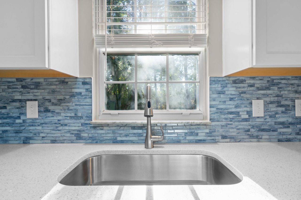 8335 Coventry Photo 12