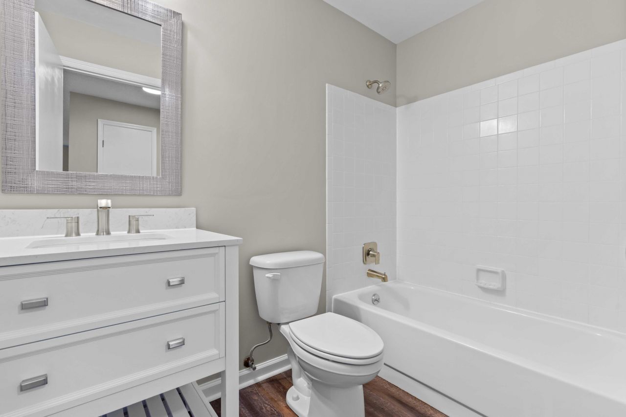 8335 Coventry Photo 23