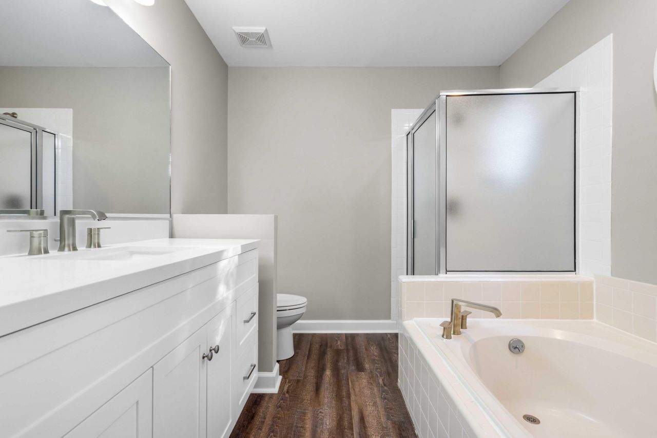 8335 Coventry Photo 28