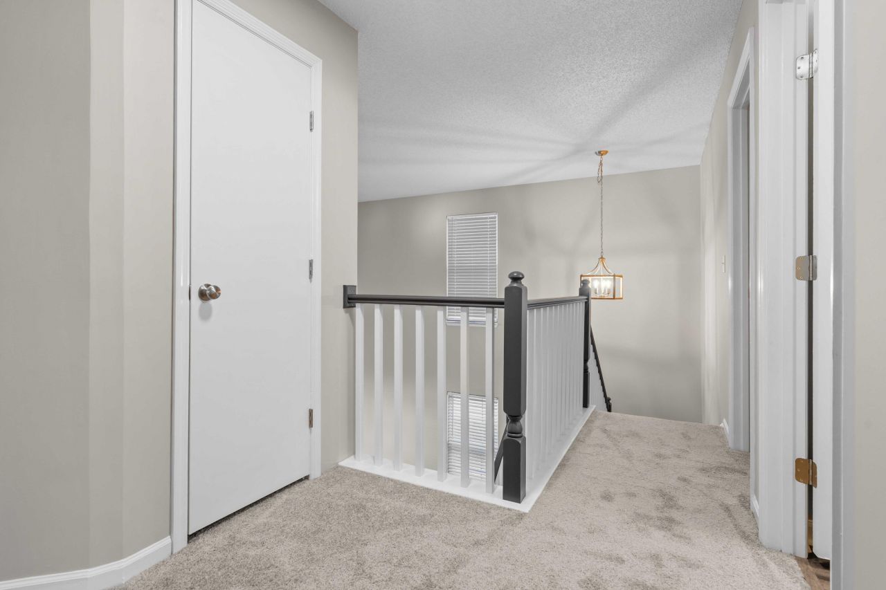 8335 Coventry Photo 34