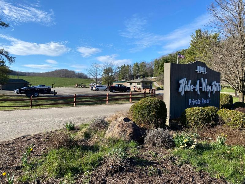 1601 Kato Lane , Hideaway Hills, OH 43107 Photo 19