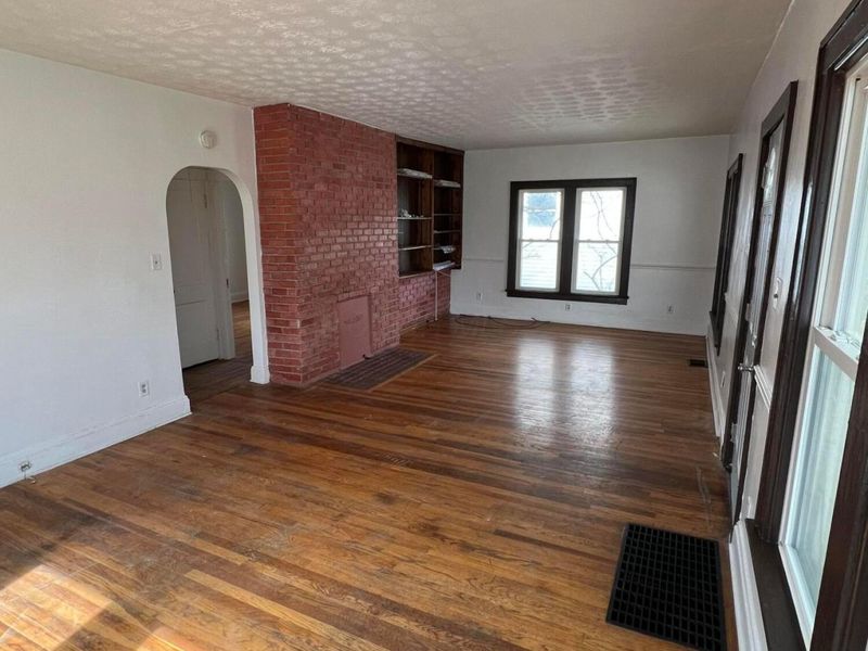 269 S Weyant Avenue , Columbus, OH 43213 Photo 2