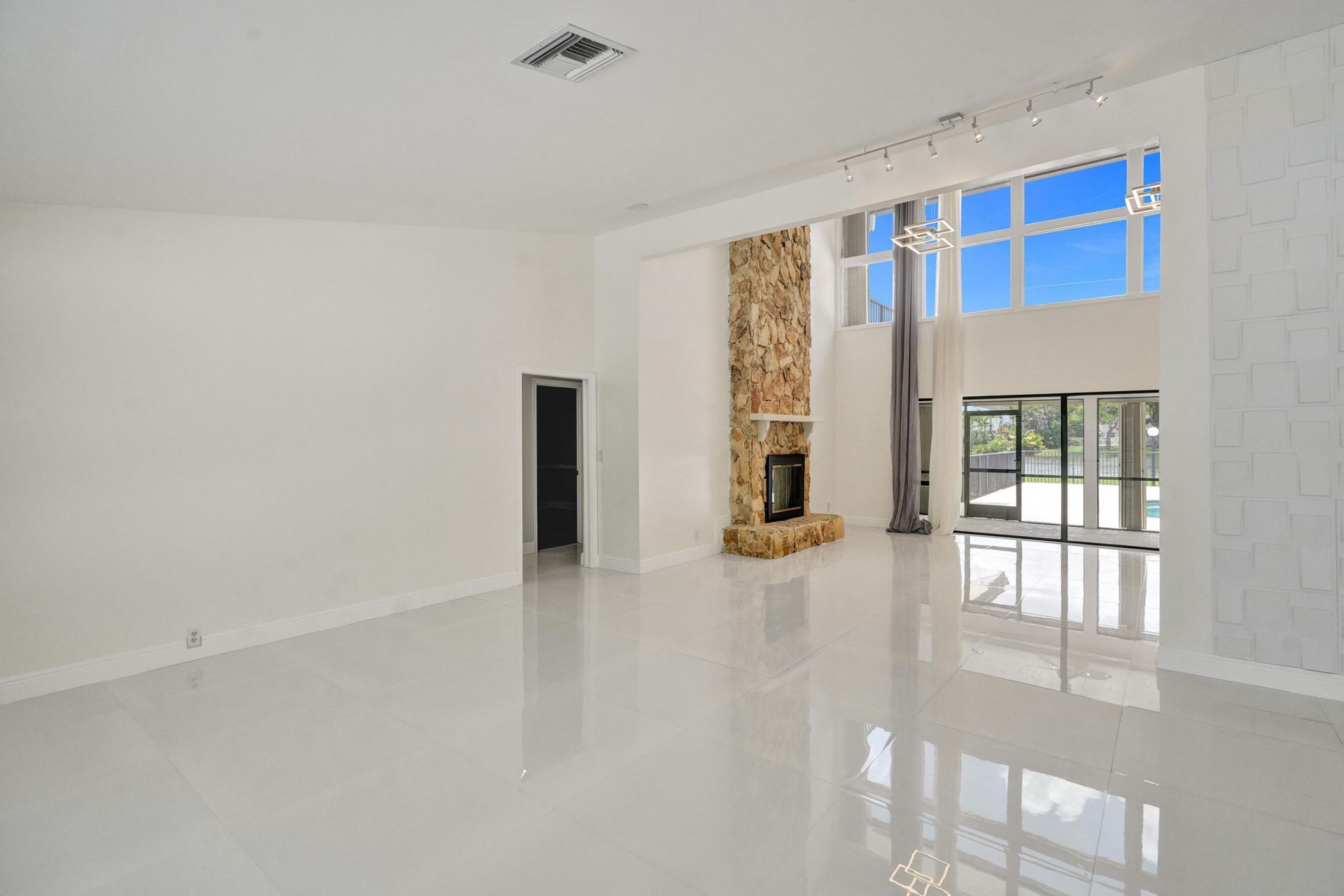 7475 Estrella Circle, Boca Raton, FL 33433 Photo