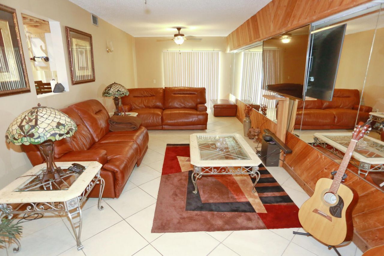 7105 NW 66th Street, Tamarac, FL 33321 Photo