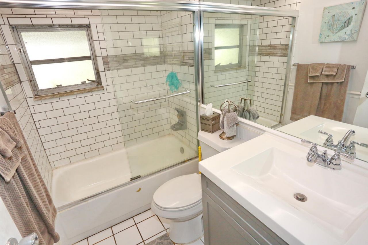 7105 NW 66th Street, Tamarac, FL 33321 Photo