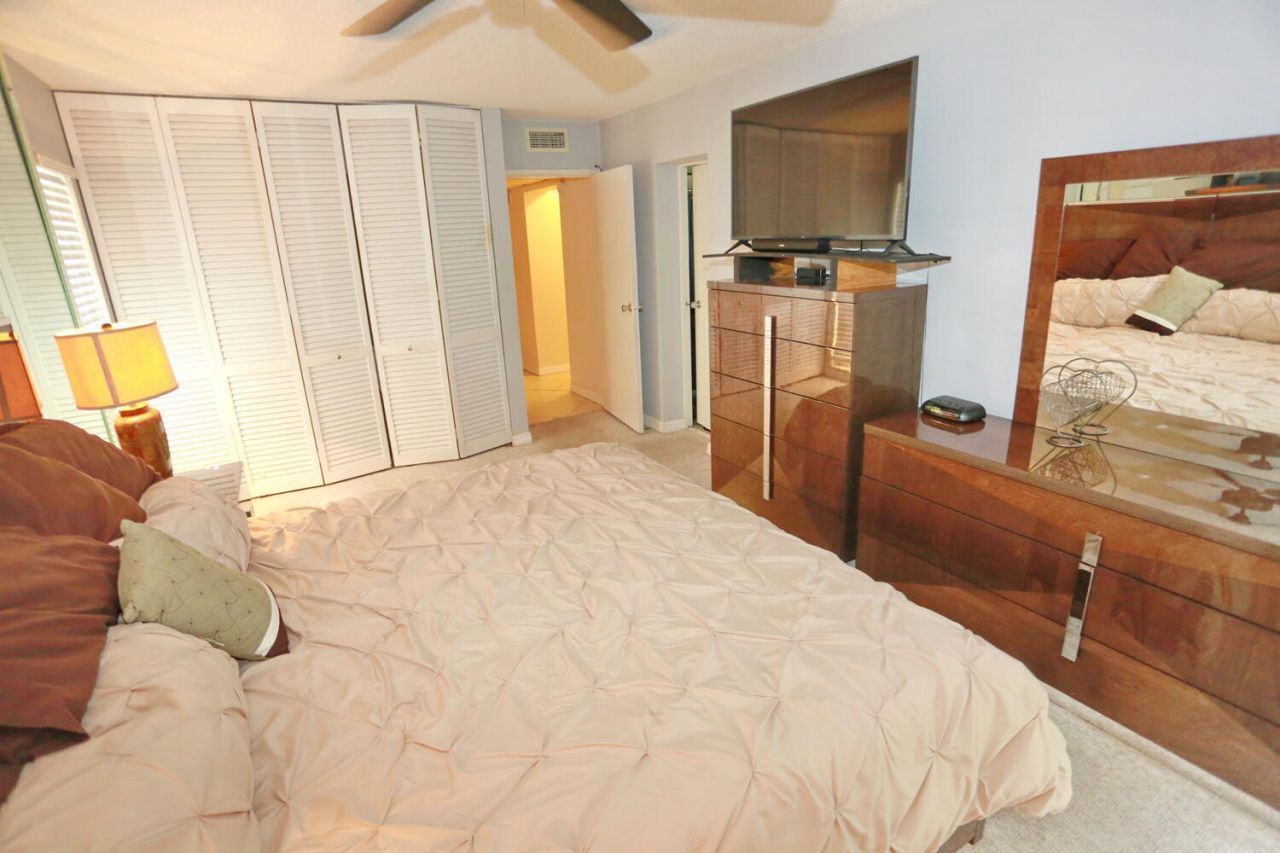 7105 NW 66th Street, Tamarac, FL 33321 Photo