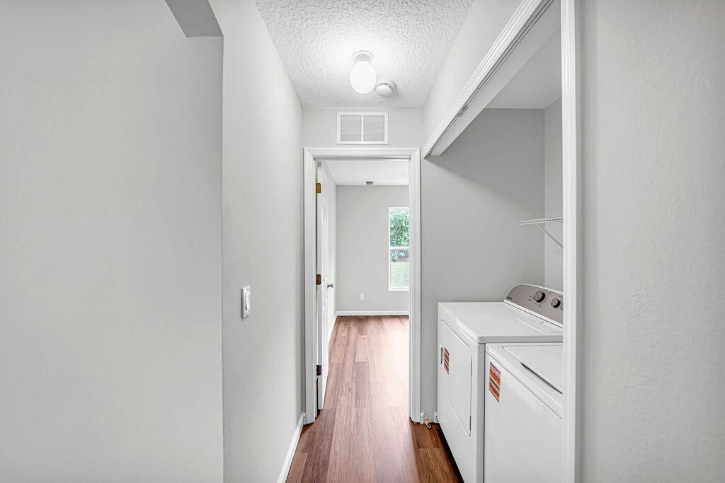 1566 SW Bellevue Avenue, Port Saint Lucie, FL 34953 Photo