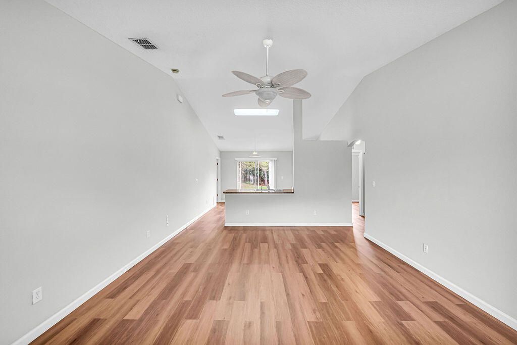 1566 SW Bellevue Avenue, Port Saint Lucie, FL 34953 Photo