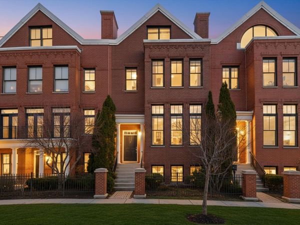 1891 Admiral Court , Unit 79, Glenview, IL 60026