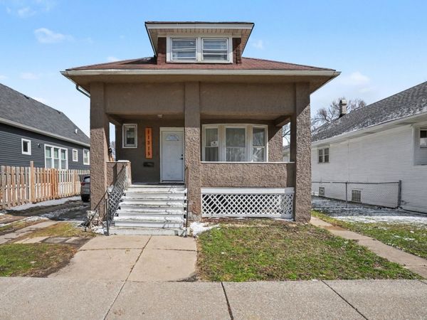 11315 S Stewart Avenue , Chicago, IL 60628